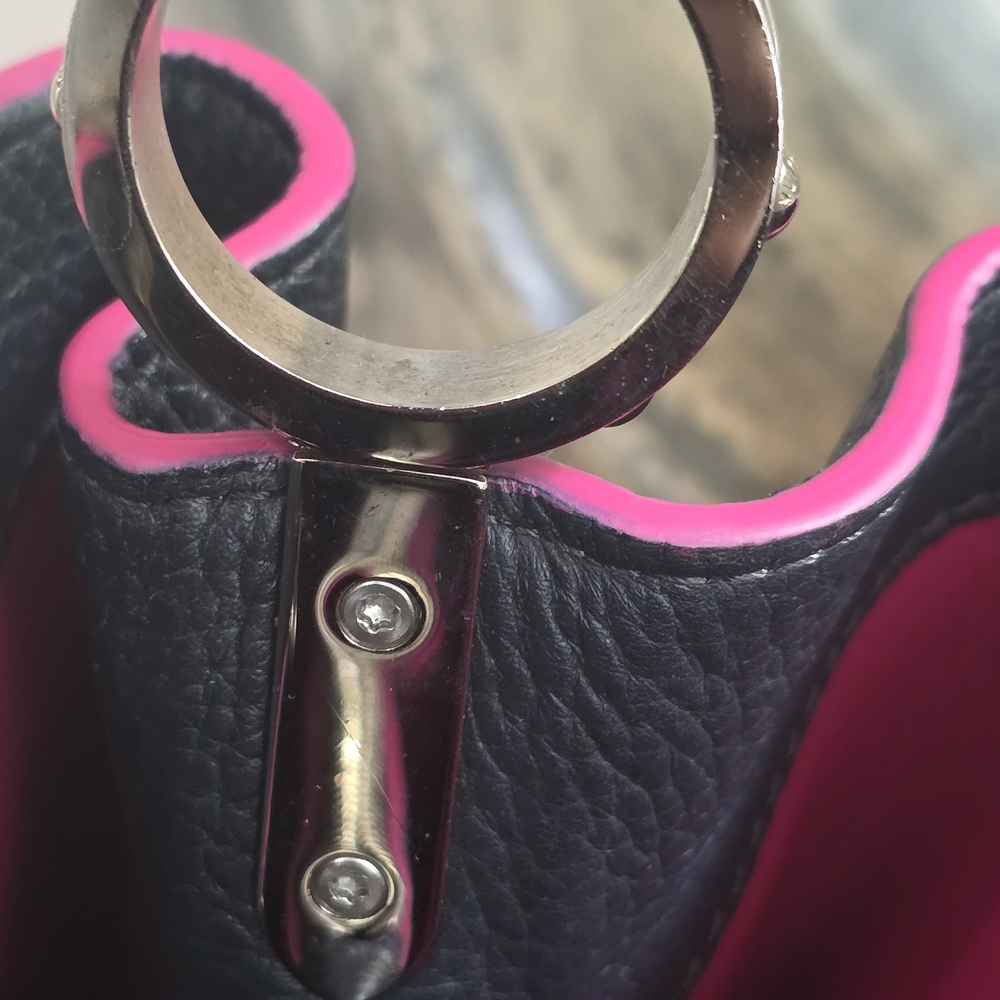 ✨️Louis Vuitton Capucines Taurillon Black Leather and Pink Trim Top Handle Bag - Picture 11 of 16
